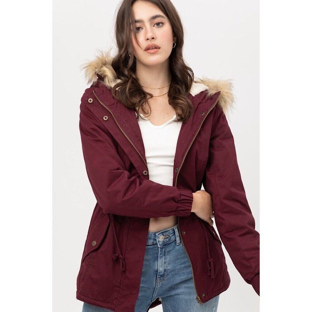 ♥ 623 ♥ (S) Faux Fur Rimmed Hooded Sherpa Lined Zip Up Parka